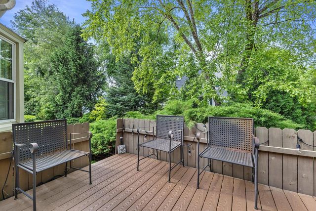 200 S Vincennes CIRCLE, Racine, WI 53402
