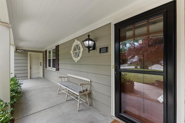 200 S Vincennes CIRCLE, Racine, WI 53402