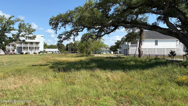 W Beach Boulevard, Gulfport, MS 39501