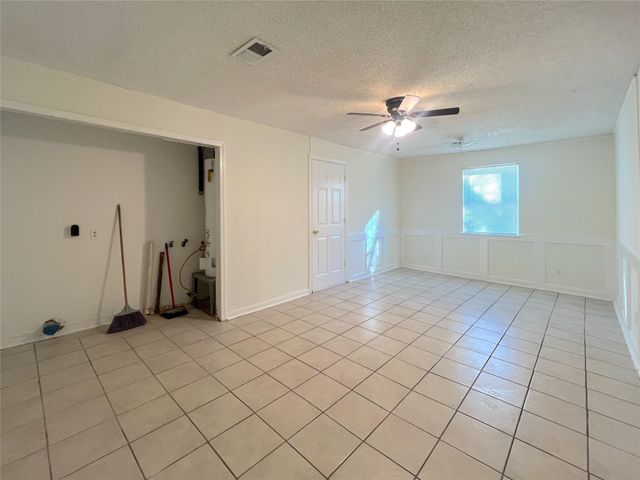 13701 Texarkana Street, Houston, TX 77015