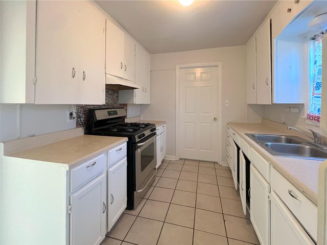 13701 Texarkana Street, Houston, TX 77015
