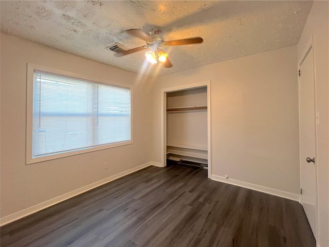 13701 Texarkana Street, Houston, TX 77015