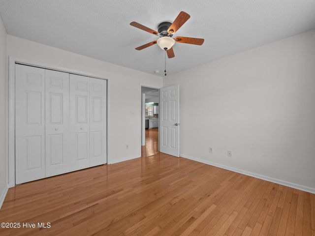 305 Appaloosa Court, Swansboro, NC 28584