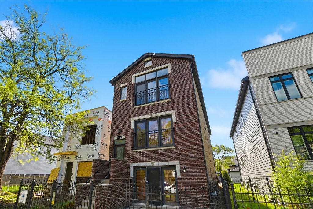6534 S Kimbark Avenue 3, Chicago, IL 60637