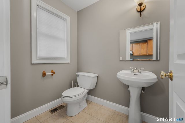 527 West Thames Street 78, Norwich, CT 06360