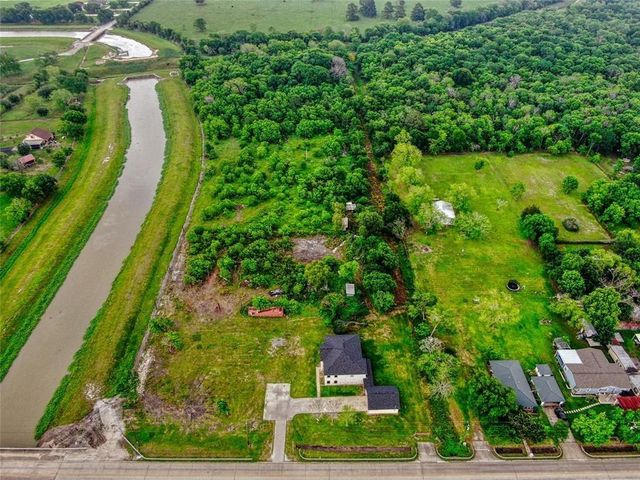 7812 Wade Road, Baytown, TX 77521