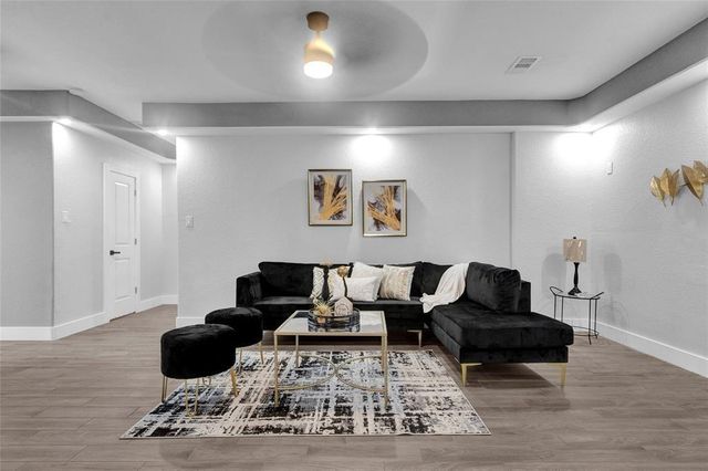 7812 Wade Road, Baytown, TX 77521