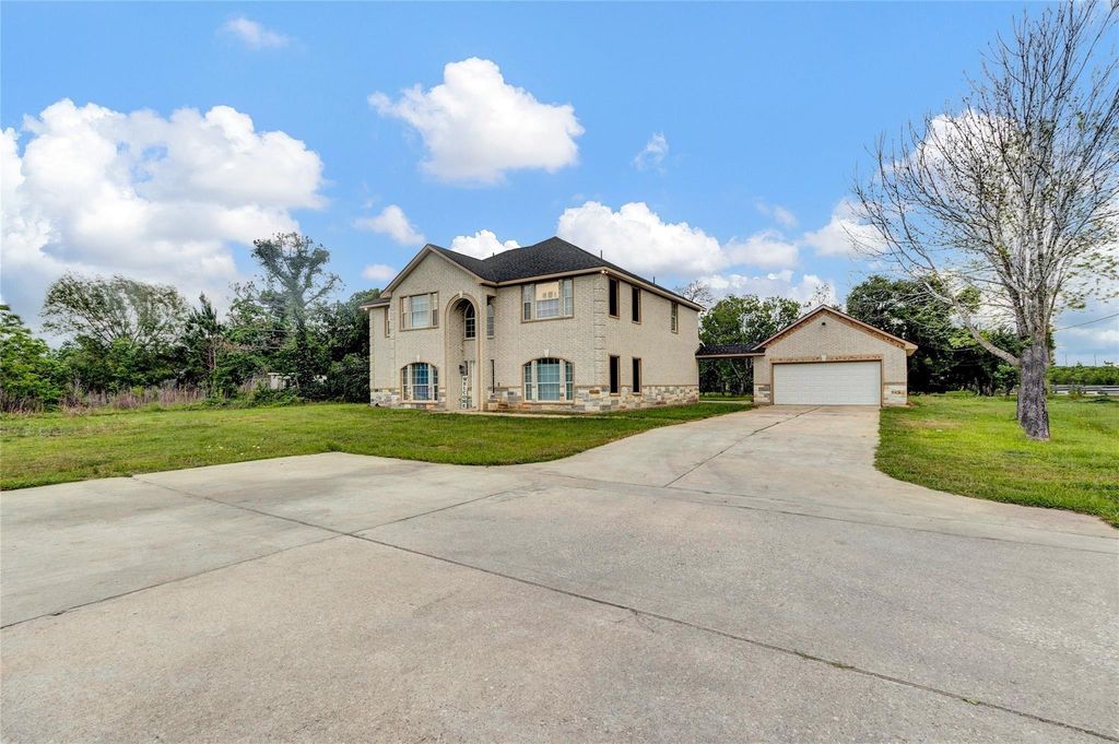 7812 Wade Road, Baytown, TX 77521