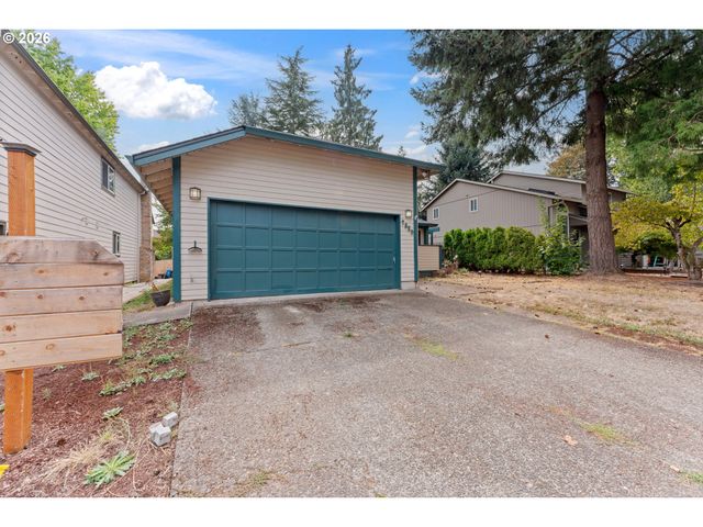 7930 Sw CHURCHILL Way, Portland, OR 97224