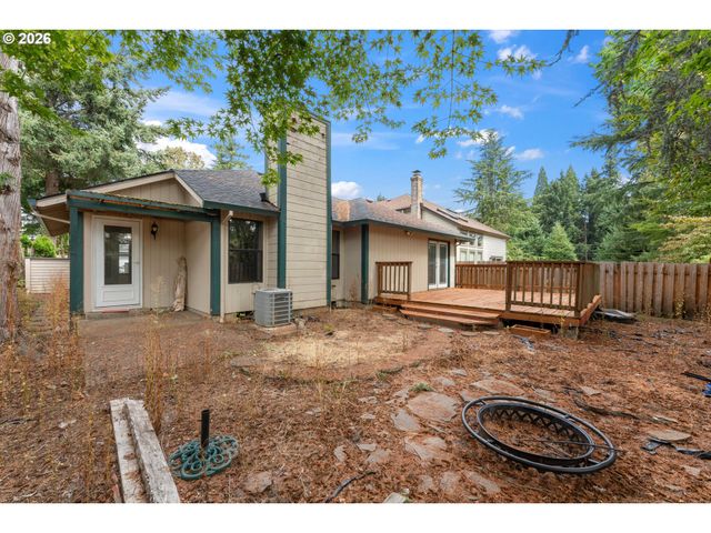 7930 Sw CHURCHILL Way, Portland, OR 97224