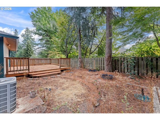 7930 Sw CHURCHILL Way, Portland, OR 97224