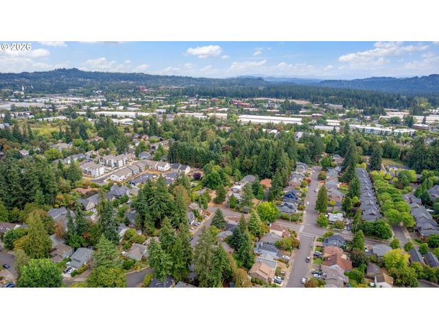 7930 Sw CHURCHILL Way, Portland, OR 97224