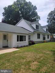 1261 COVE DR, Churchton, MD 20733