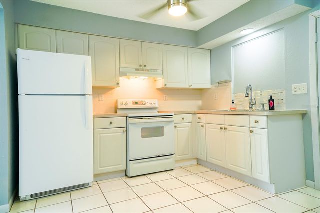 3139 IVERSON STREET, Port Charlotte, FL 33952
