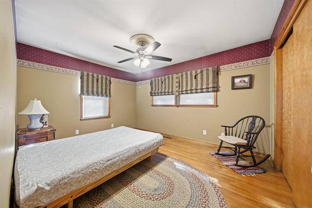 3250 N Saint Clair Ave, Wichita, KS 67204