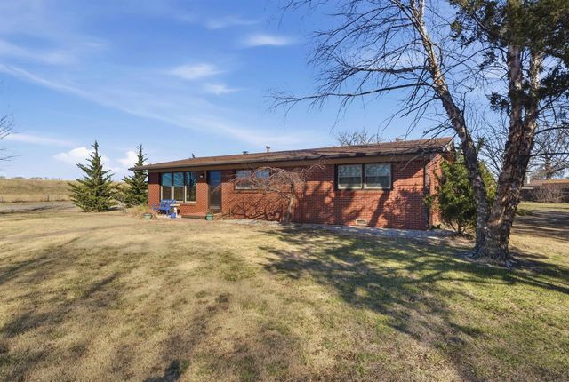 3250 N Saint Clair Ave, Wichita, KS 67204