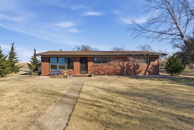3250 N Saint Clair Ave, Wichita, KS 67204
