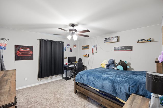 1100 Lindsey Lane, Russellville, AR 72801