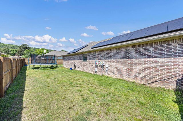 1100 Lindsey Lane, Russellville, AR 72801