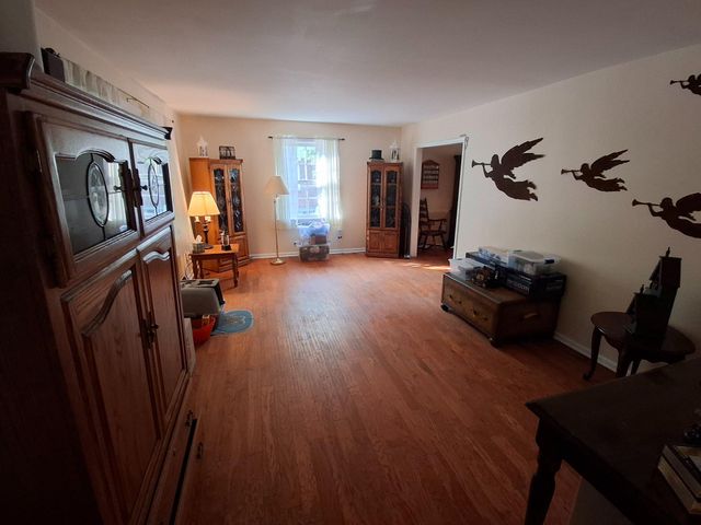 521 WOODLAND AVE, Springfield, PA 19064
