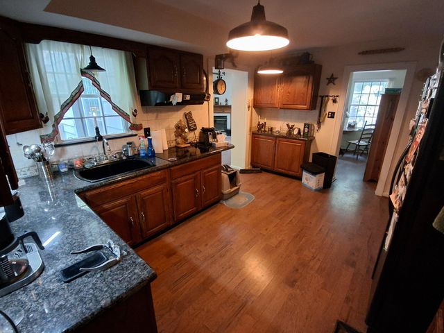 521 WOODLAND AVE, Springfield, PA 19064