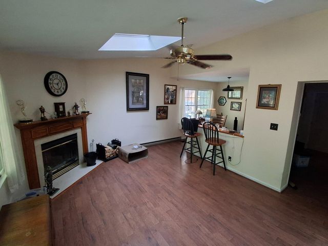 521 WOODLAND AVE, Springfield, PA 19064