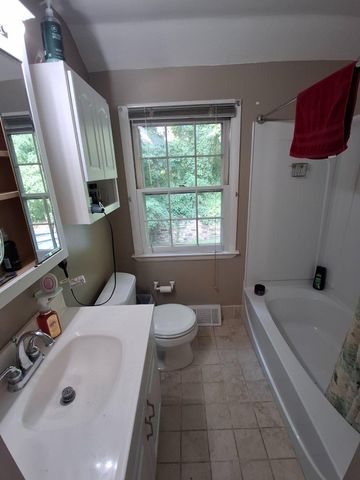 521 WOODLAND AVE, Springfield, PA 19064