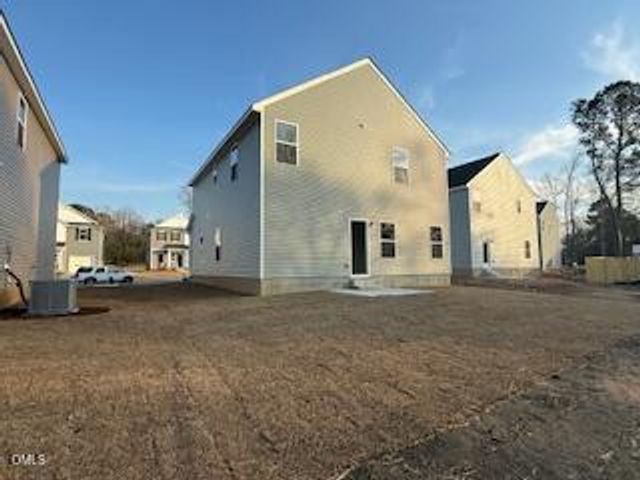 51 Stout Landing, Dunn, NC 28334