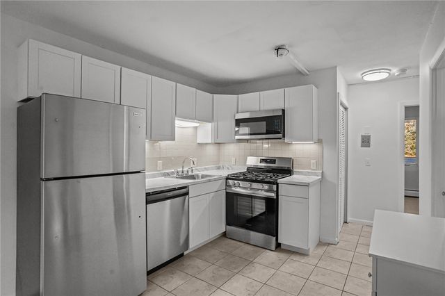 3940 Post Road 26, Warwick, RI 02886