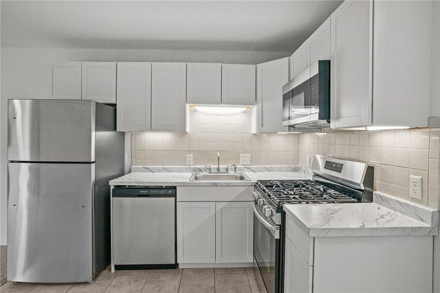 3940 Post Road 26, Warwick, RI 02886