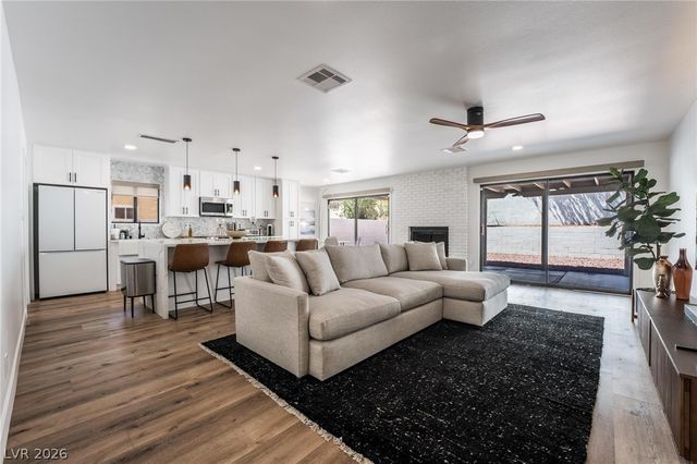 2206 Heavenly View Drive, Henderson, NV 89014