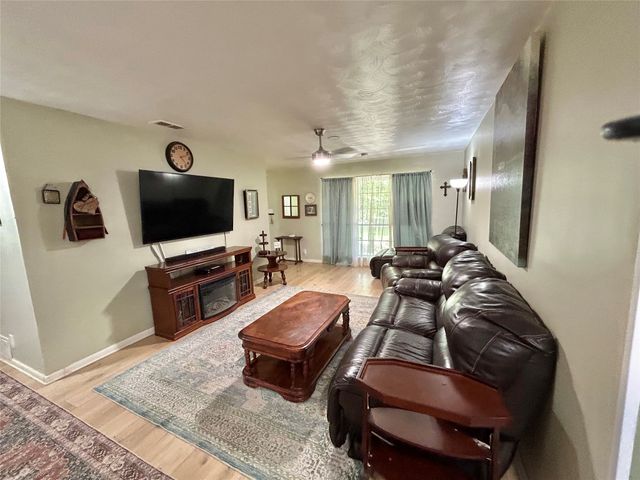 1335 Crestview Drive, Denison, TX 75020