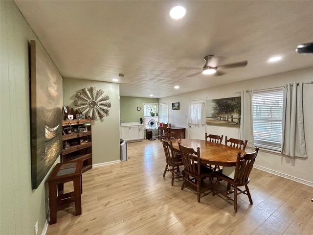 1335 Crestview Drive, Denison, TX 75020