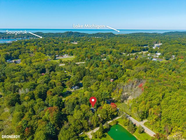 6540 Old Allegan Road, Saugatuck Twp, MI 49453