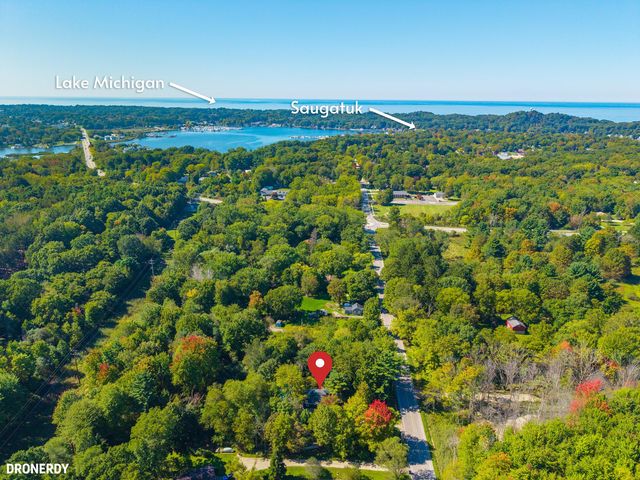 6540 Old Allegan Road, Saugatuck Twp, MI 49453