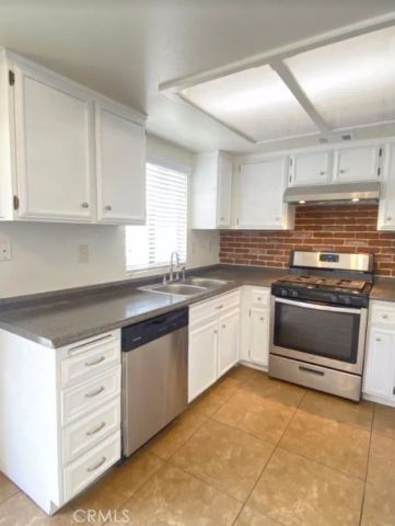 23148 Dunhill, Moreno Valley, CA 92553