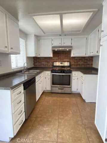 23148 Dunhill, Moreno Valley, CA 92553