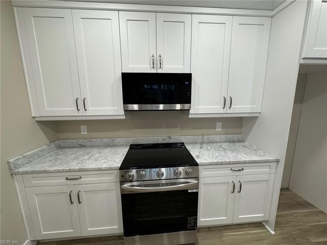 104 Blue Crab PT, Poquoson, VA 23662