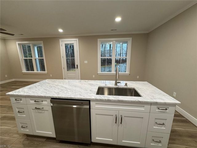 104 Blue Crab PT, Poquoson, VA 23662