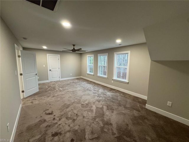 104 Blue Crab PT, Poquoson, VA 23662