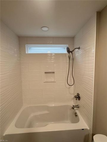 104 Blue Crab PT, Poquoson, VA 23662