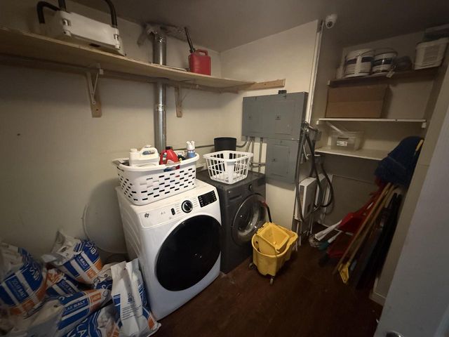 535 Merton AVENUE, Hartland, WI 53029