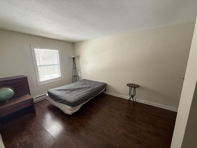 535 Merton AVENUE, Hartland, WI 53029