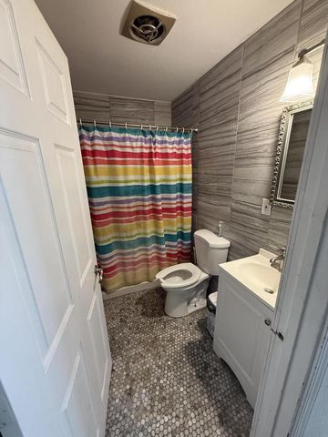 535 Merton AVENUE, Hartland, WI 53029