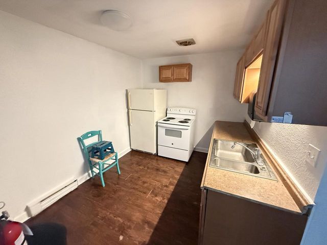 535 Merton AVENUE, Hartland, WI 53029