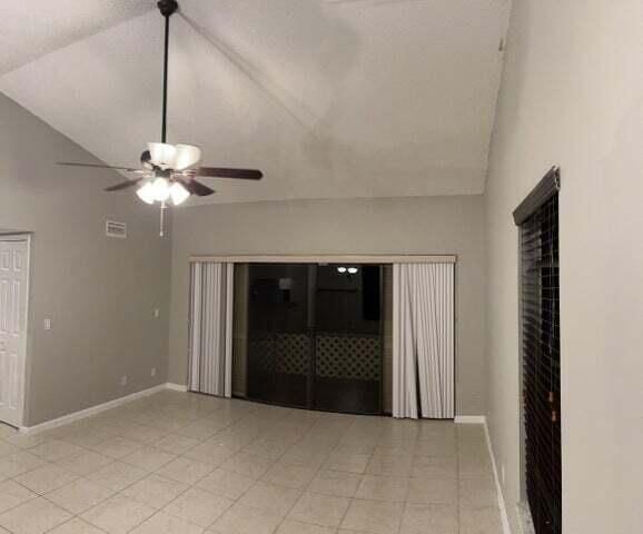 6 Via De Casas 104, Boynton Beach, FL 33426