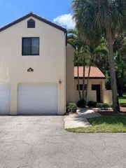 6 Via De Casas 104, Boynton Beach, FL 33426