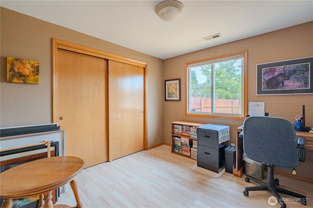 16007 NE Hickory Street, Vancouver, WA 98682