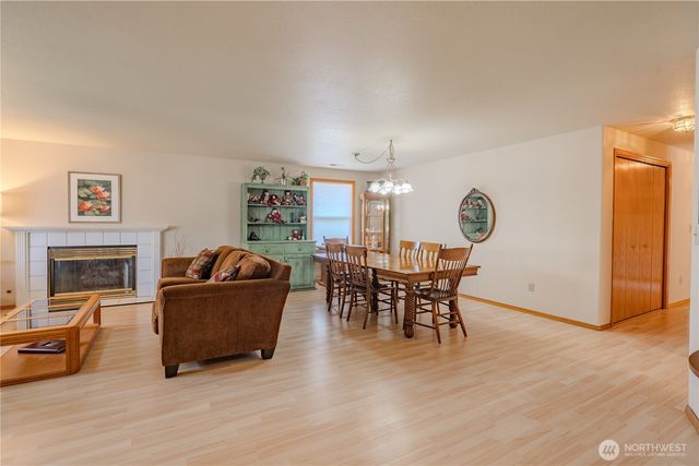 16007 NE Hickory Street, Vancouver, WA 98682