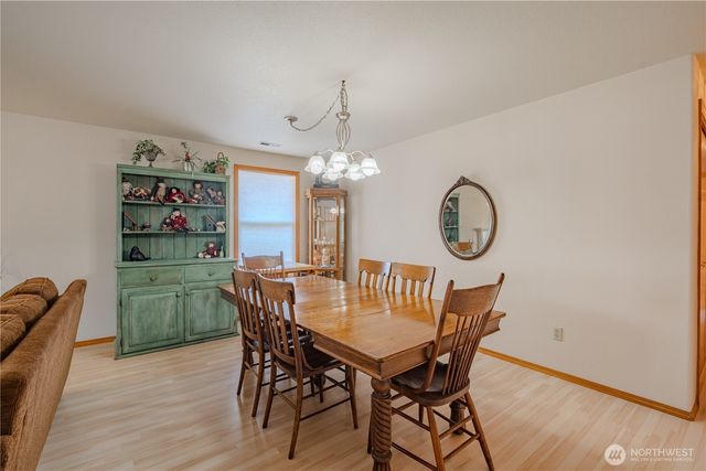 16007 NE Hickory Street, Vancouver, WA 98682